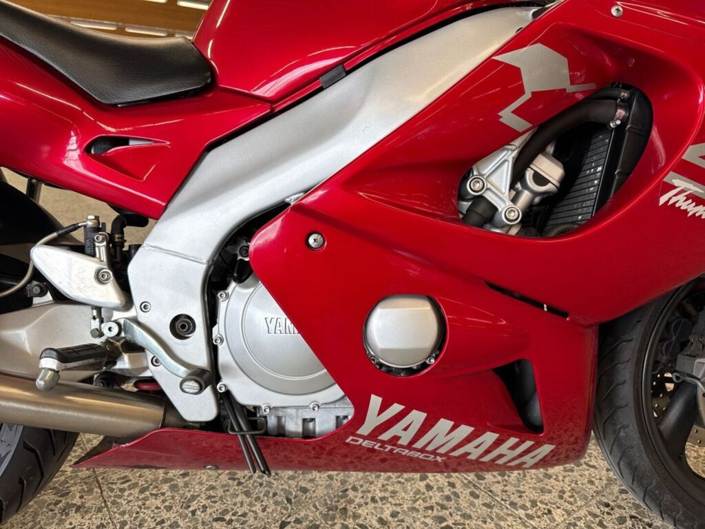 Yamaha YZF 2000 Valkoinen