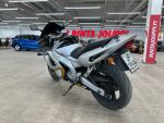 Yamaha YZF 2000 