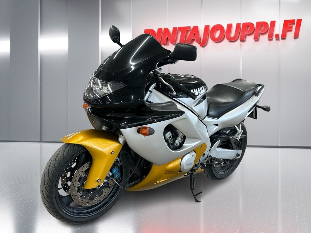 Yamaha YZF 2000 