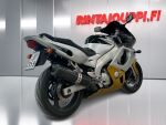 Yamaha YZF 2000 