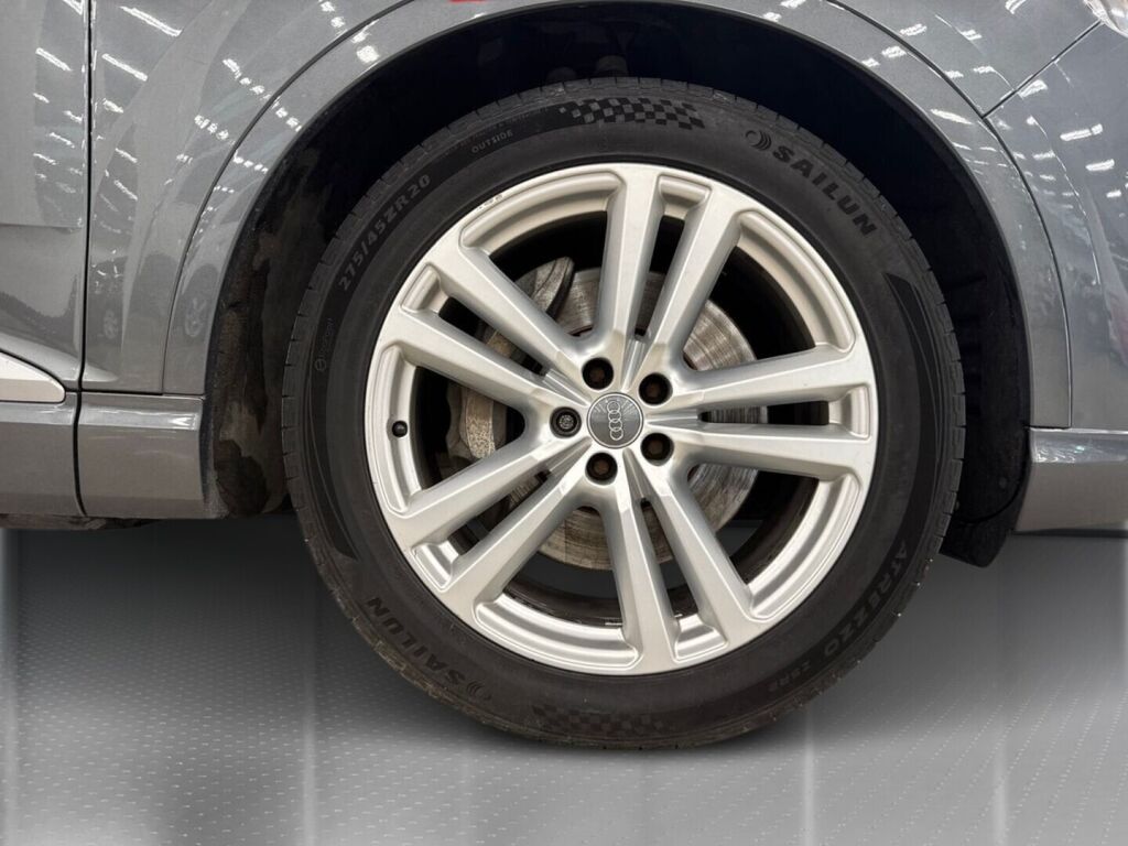 Audi Q7 2015 Harmaa