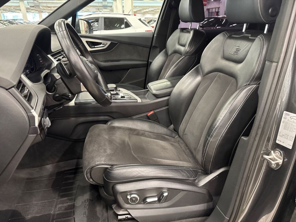 Audi Q7 2015 Harmaa