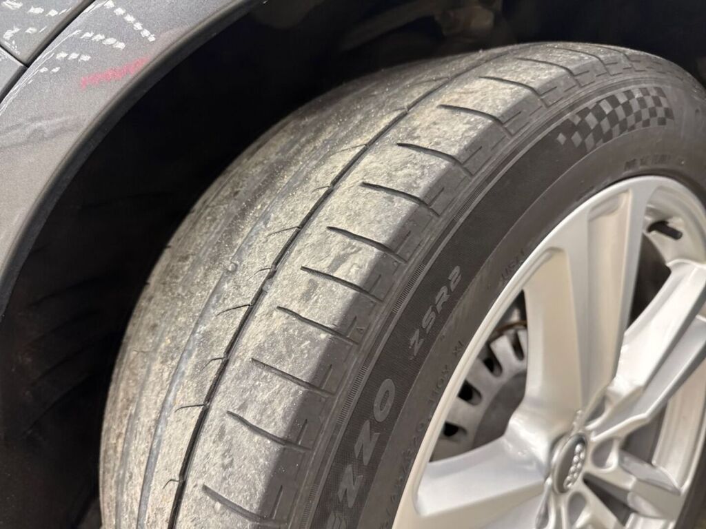 Audi Q7 2015 Harmaa