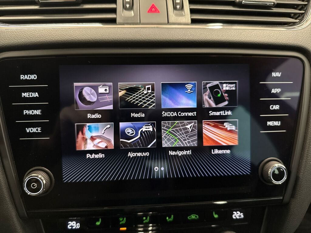 Skoda Octavia 2020 Musta