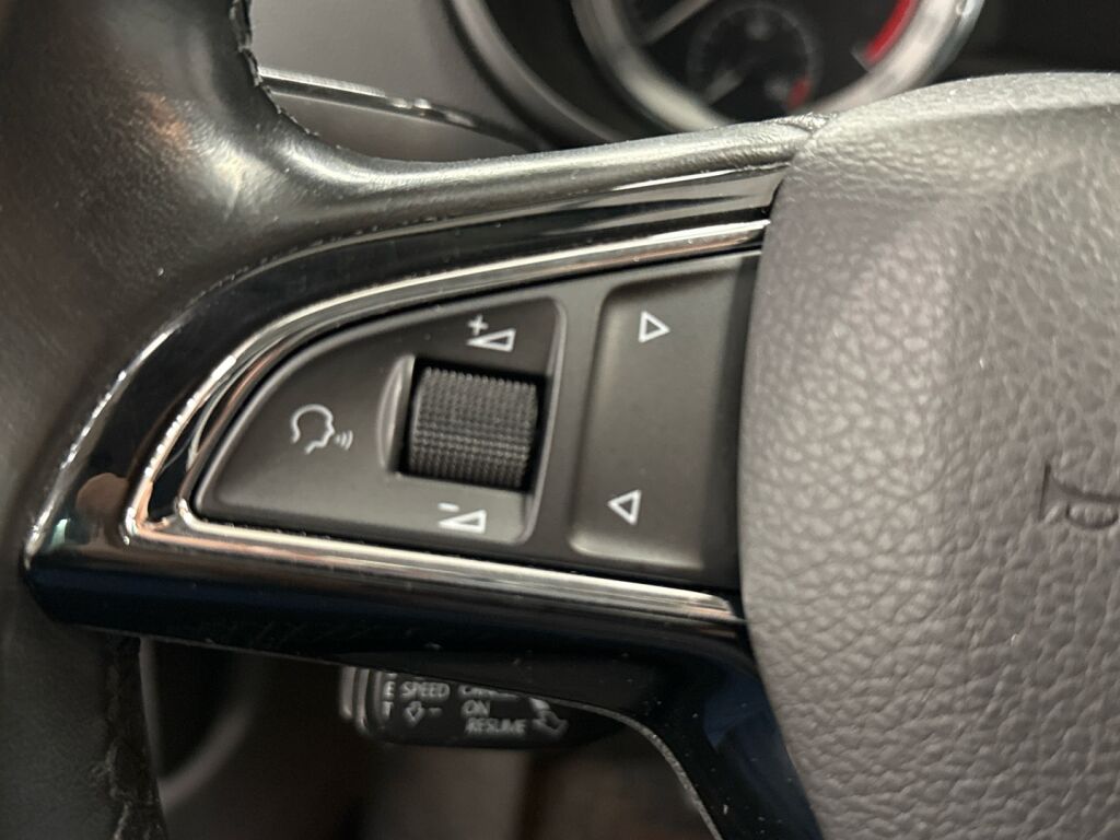 Skoda Octavia 2020 Musta