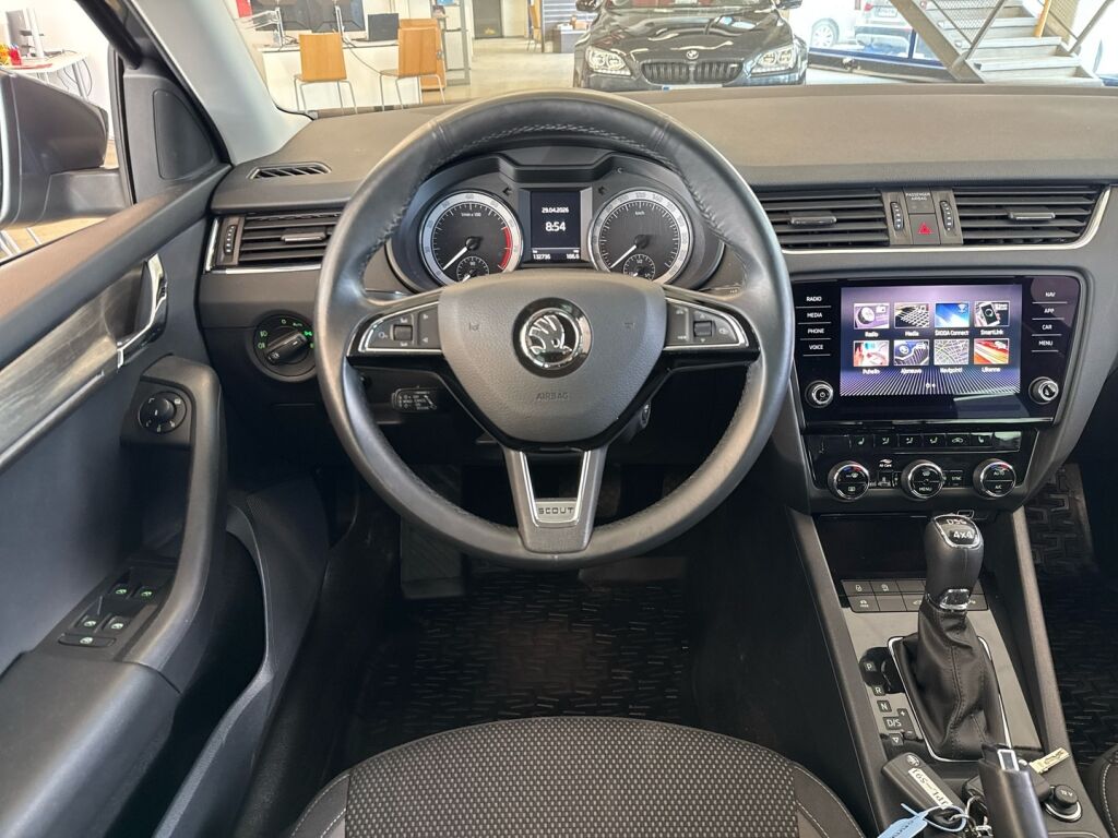 Skoda Octavia 2020 Harmaa