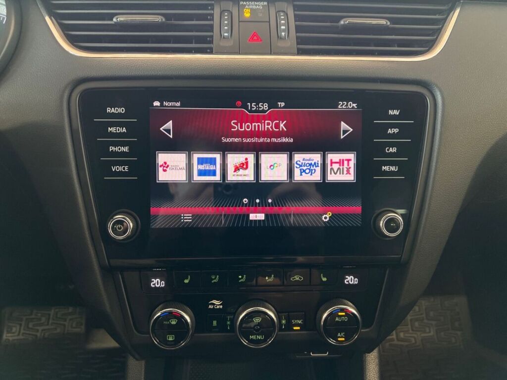 Skoda Octavia 2020 Musta
