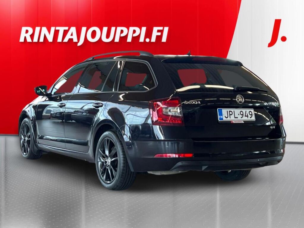 Skoda Octavia 2020 Musta