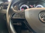 Skoda Octavia 2020 Musta