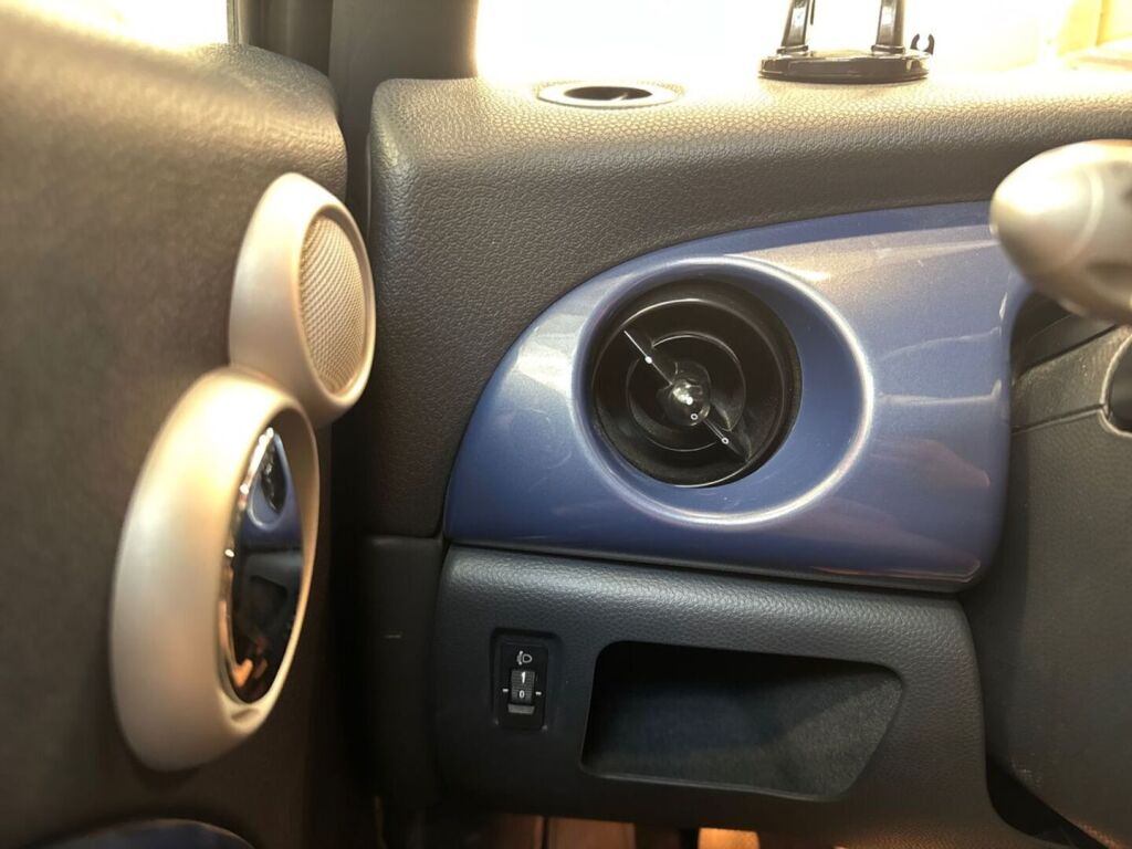 Mini Cooper 2004 Sininen