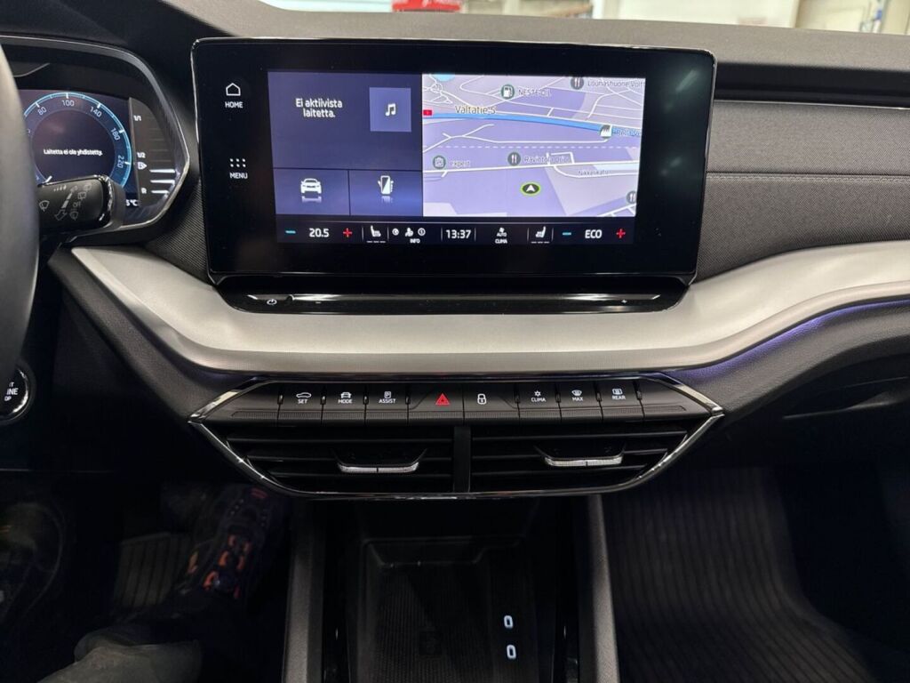 Skoda Octavia 2022 Valkoinen