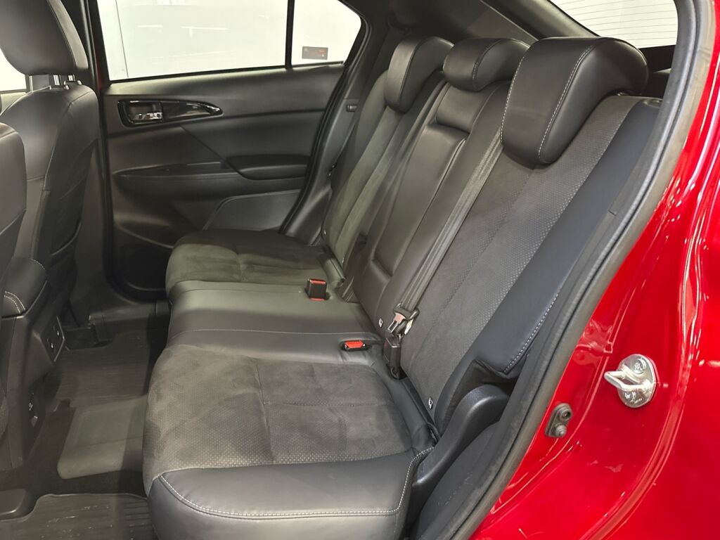 Mitsubishi Eclipse Cross 2022 Punainen