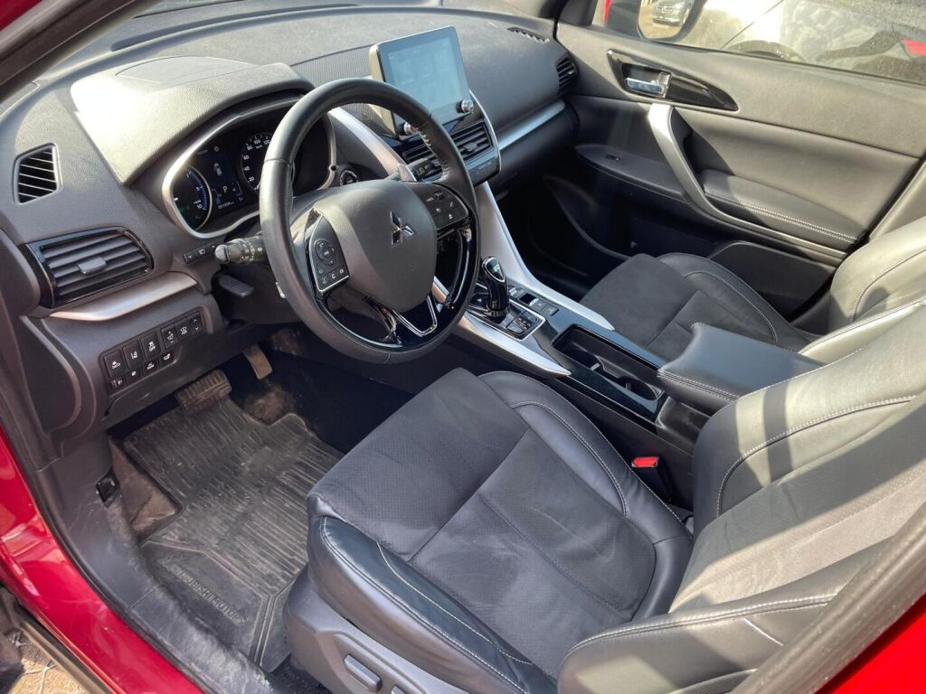 Mitsubishi Eclipse Cross 2022 Punainen