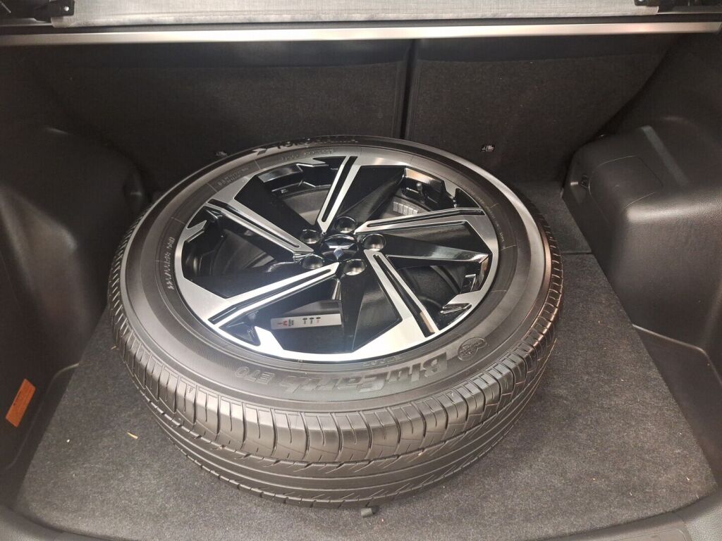 Mitsubishi Eclipse Cross 2022 Ruskea (beige)