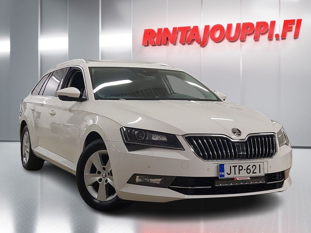 Skoda Superb 2019 Valkoinen