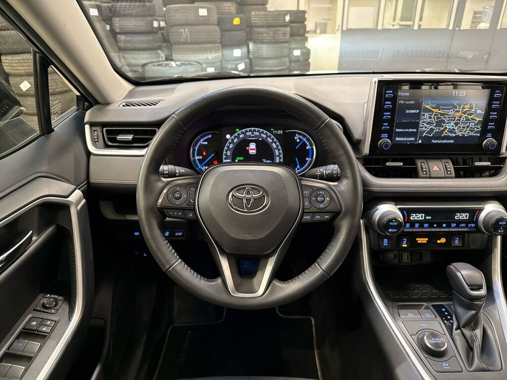 Toyota RAV4 2022 Musta