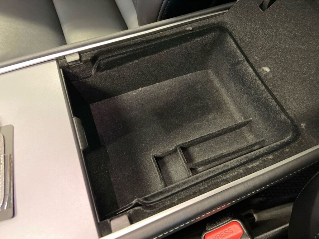 Tesla Model 3 2021 Musta