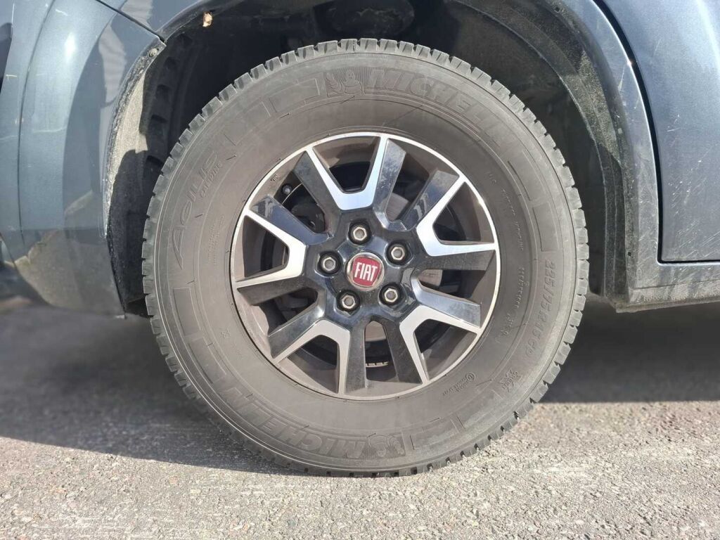 Pössl TRENTA VAN 600 2022 Harmaa