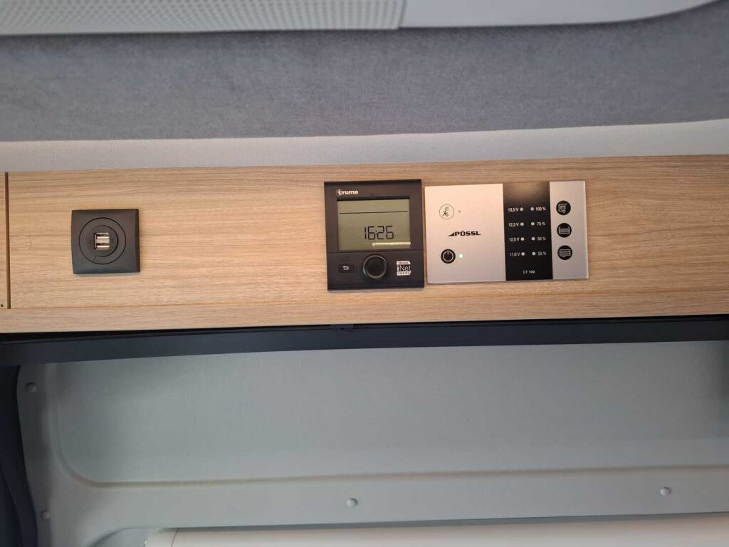 Pössl TRENTA VAN 600 2022 Harmaa