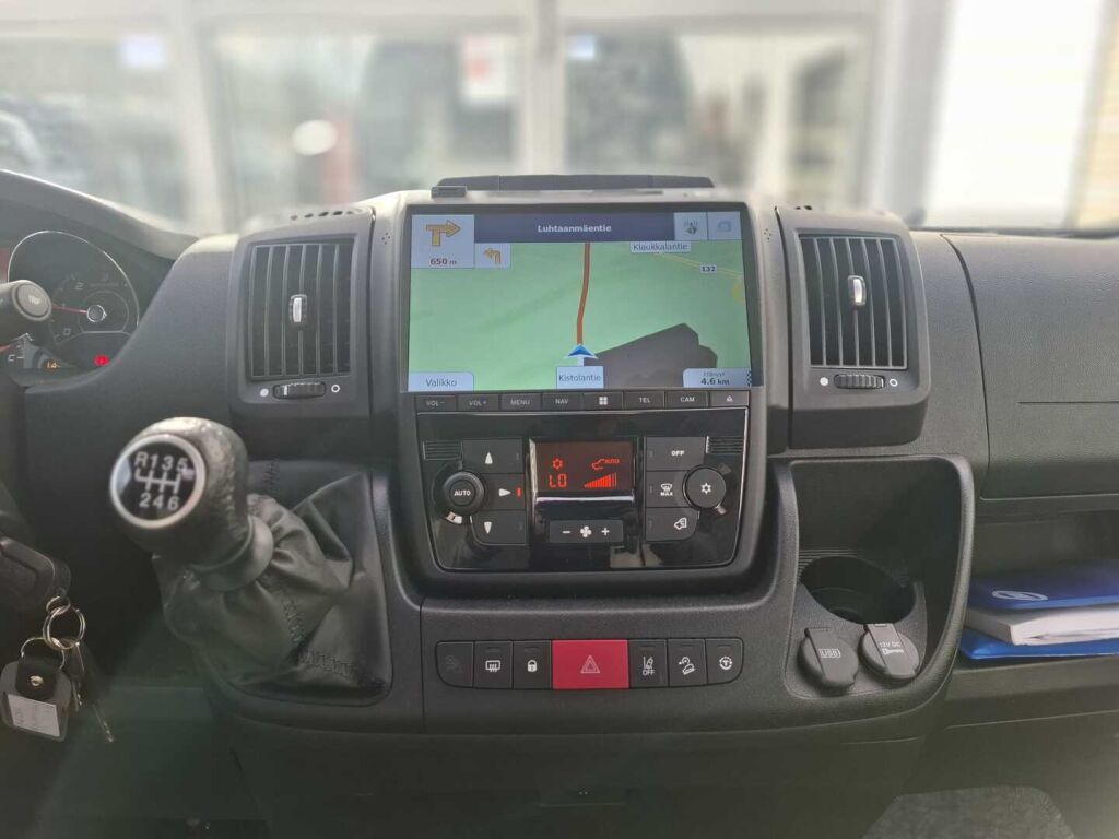 Pössl TRENTA VAN 600 2022 Harmaa