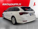 Skoda Octavia 2022 Valkoinen