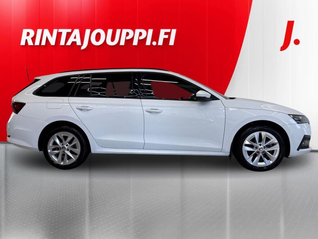 Skoda Octavia 2022 Valkoinen