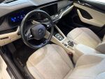 Skoda Octavia 2022 Valkoinen