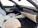 Skoda Octavia 2022 Valkoinen