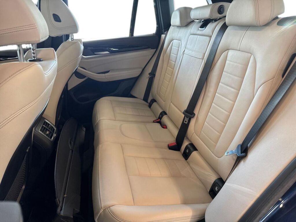 BMW iX3 2022 Sininen