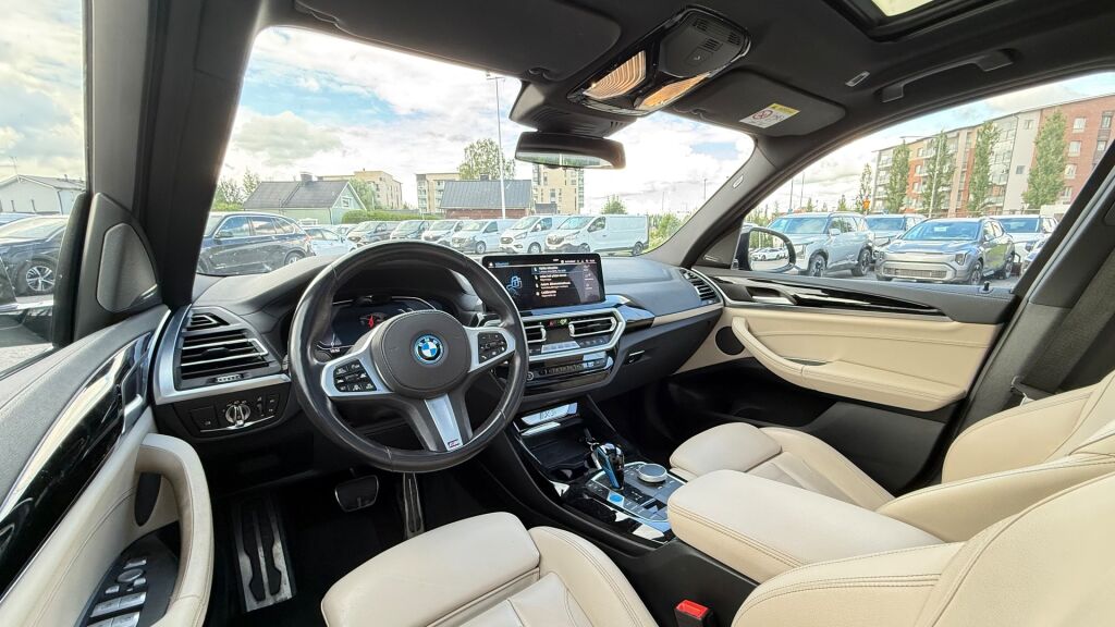 BMW iX3 2022 Sininen