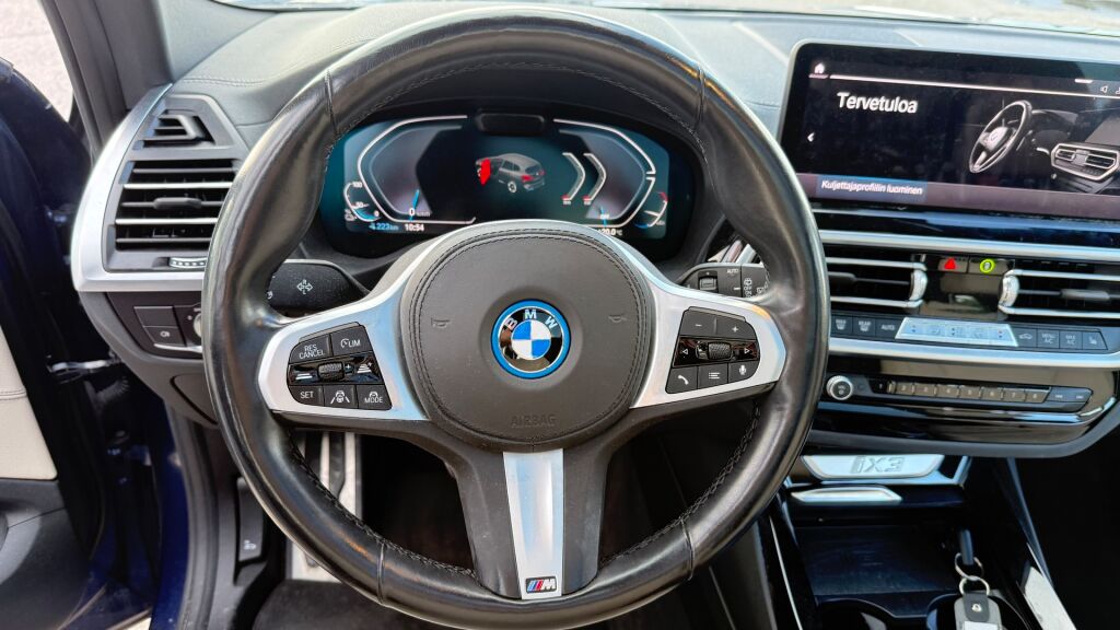 BMW iX3 2022 Sininen