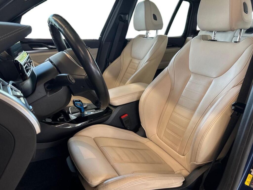BMW iX3 2022 Sininen