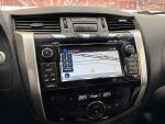 Nissan Navara 2017 Musta