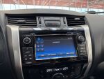 Nissan Navara 2017 Musta