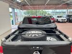 Nissan Navara 2017 Musta