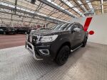 Nissan Navara 2017 Musta