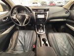 Nissan Navara 2017 Musta