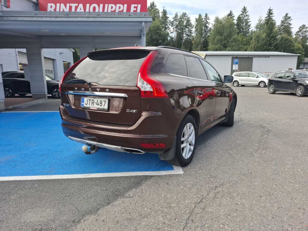 Volvo XC60 2017 Ruskea (beige)
