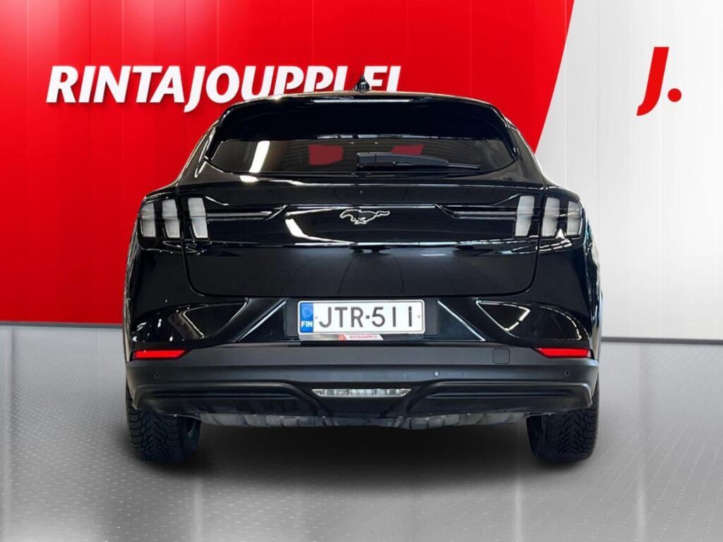 Ford Mustang Mach-E 2022, photo 6/35