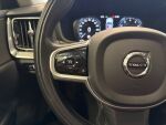 Volvo V60 2022 Musta