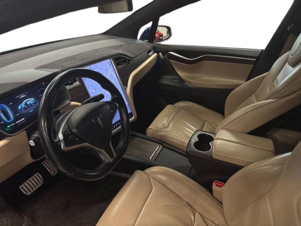 Tesla Model X 2016 Sininen