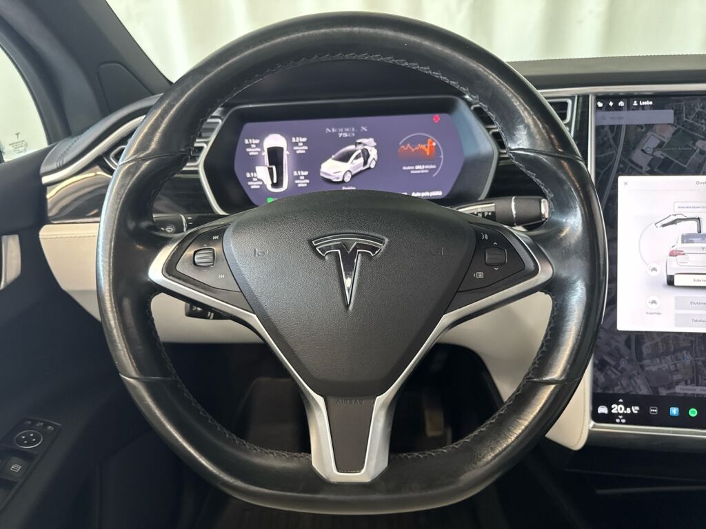 Tesla Model X 2016 Harmaa