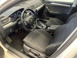 Skoda Superb 2019 Valkoinen