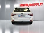Skoda Superb 2019 Valkoinen