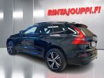 Volvo XC60 2022 Musta