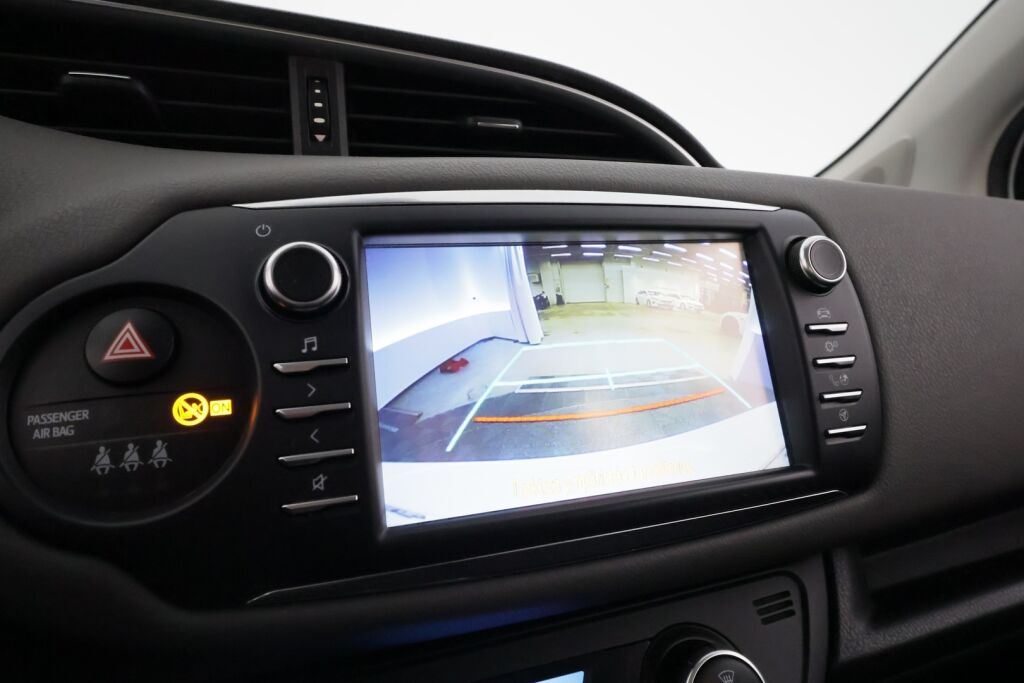 Toyota Yaris 2018 Valkoinen