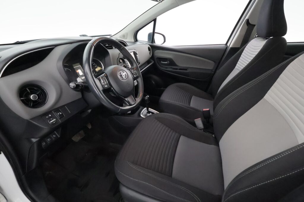 Toyota Yaris 2018 Valkoinen