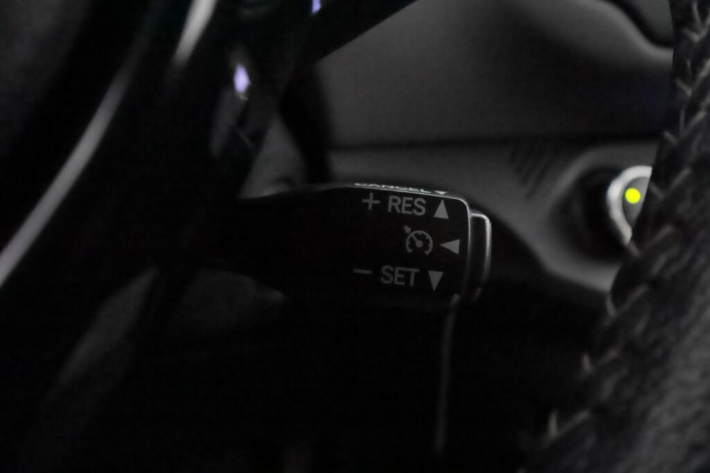 Toyota Yaris 2018 Valkoinen