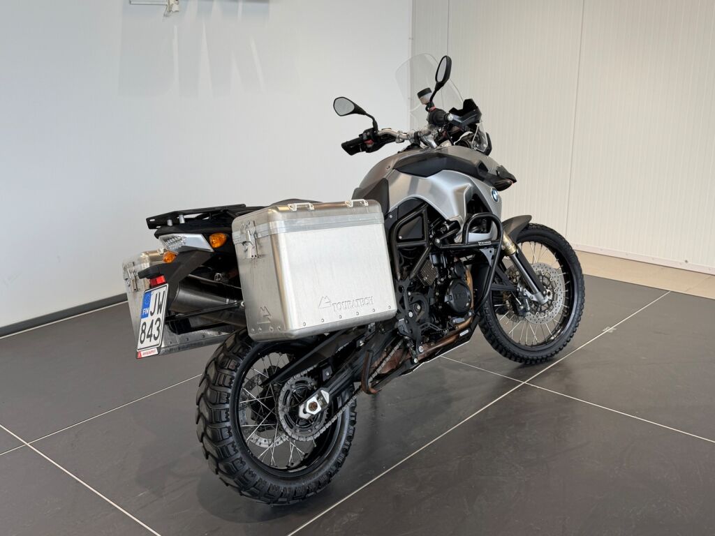 BMW F 2008 