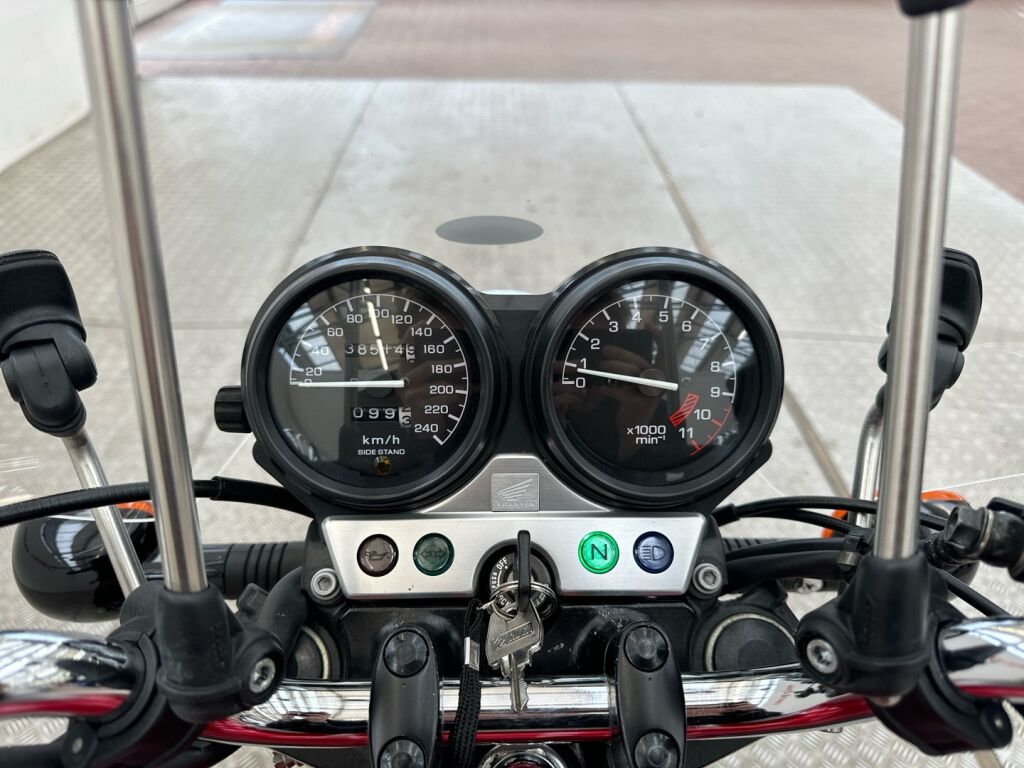 Honda CB 2000 MH % V 47 P